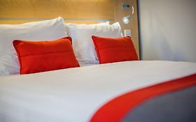 Holiday Inn Express Edinburgh - Royal Mile By Ihg